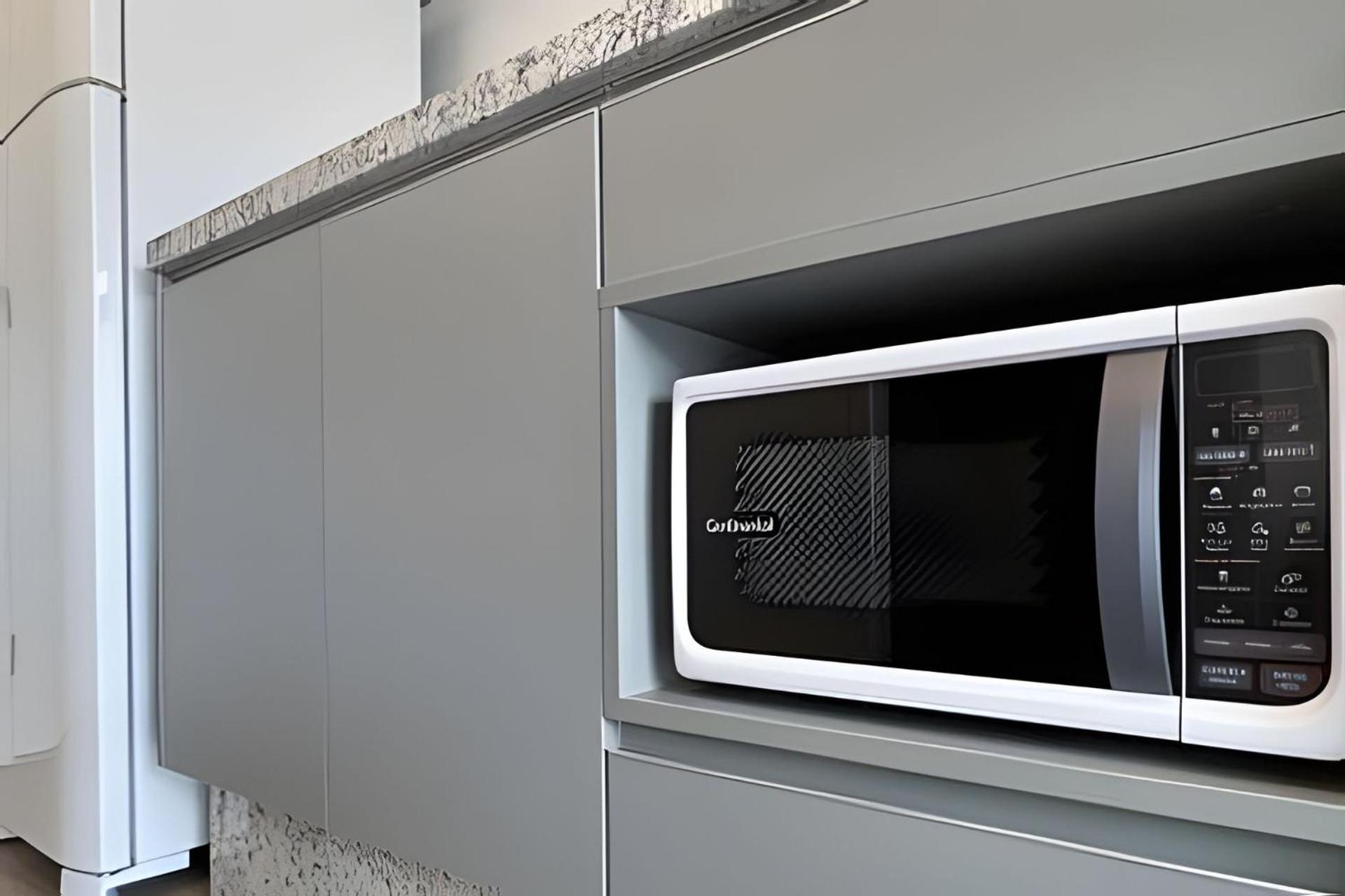 Zainalofts7 Think - Ac E 400m Metro 805 *